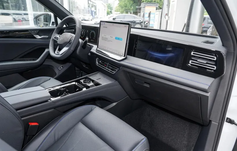 TIGUAN L 5