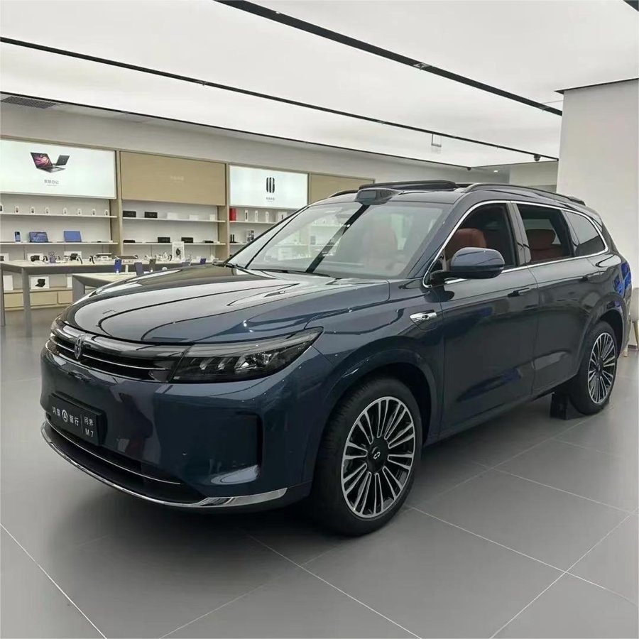 AITO M7