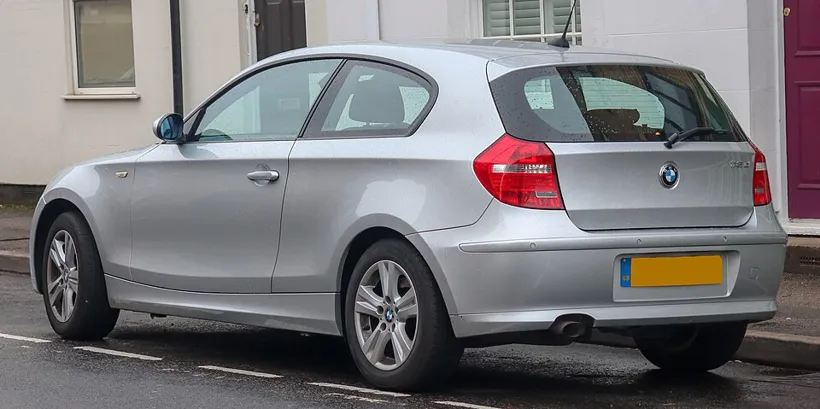 BMW 1 Series 2022 120i 1.5T M Sport 2