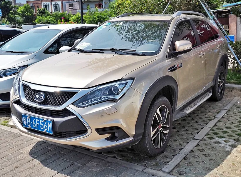BYD Tang L DM 2025 DM-p 200KM 4WD Lidar Flagship 2