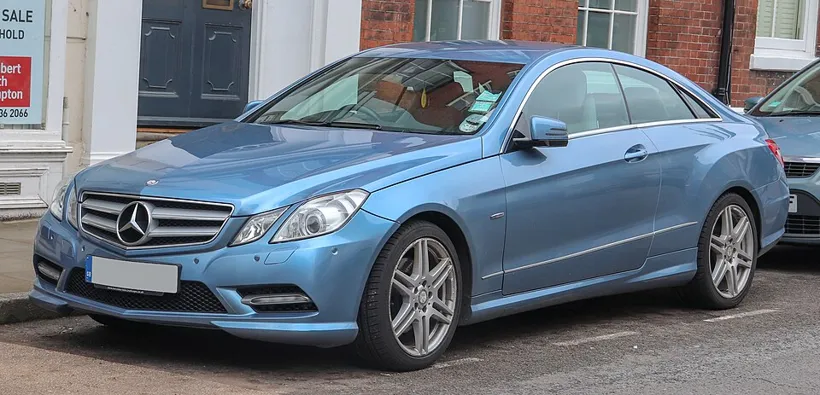 Mercedes-Benz E 2024 E 300 L 48V 2.0T Luxury 4
