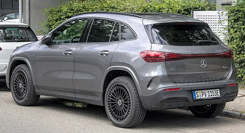 Mercedes-Benz EQA 2023 Facelift EQA 260 4