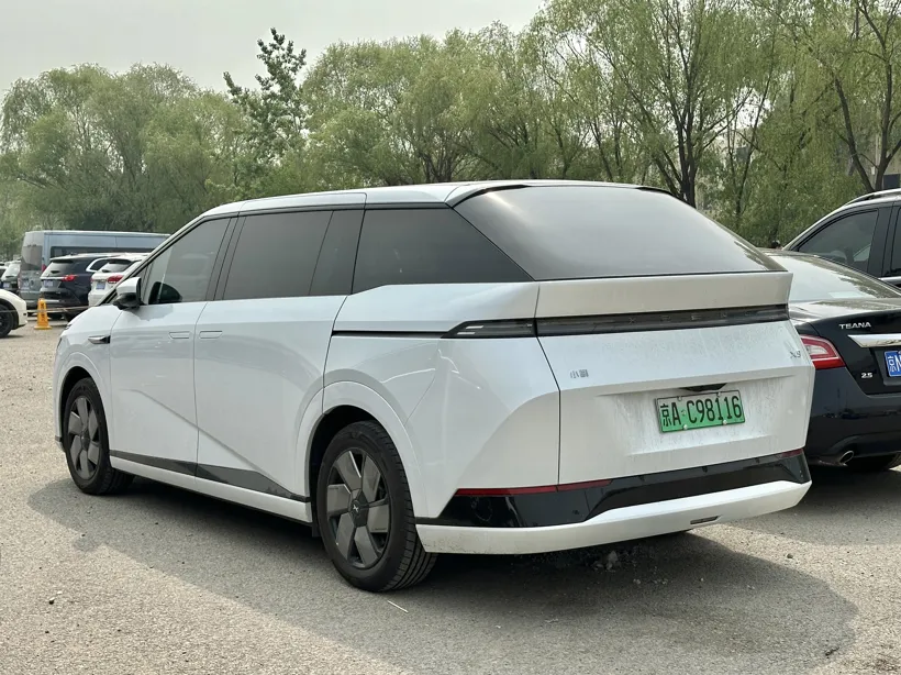 XPeng X9 650 Ultra SE (EV) 4